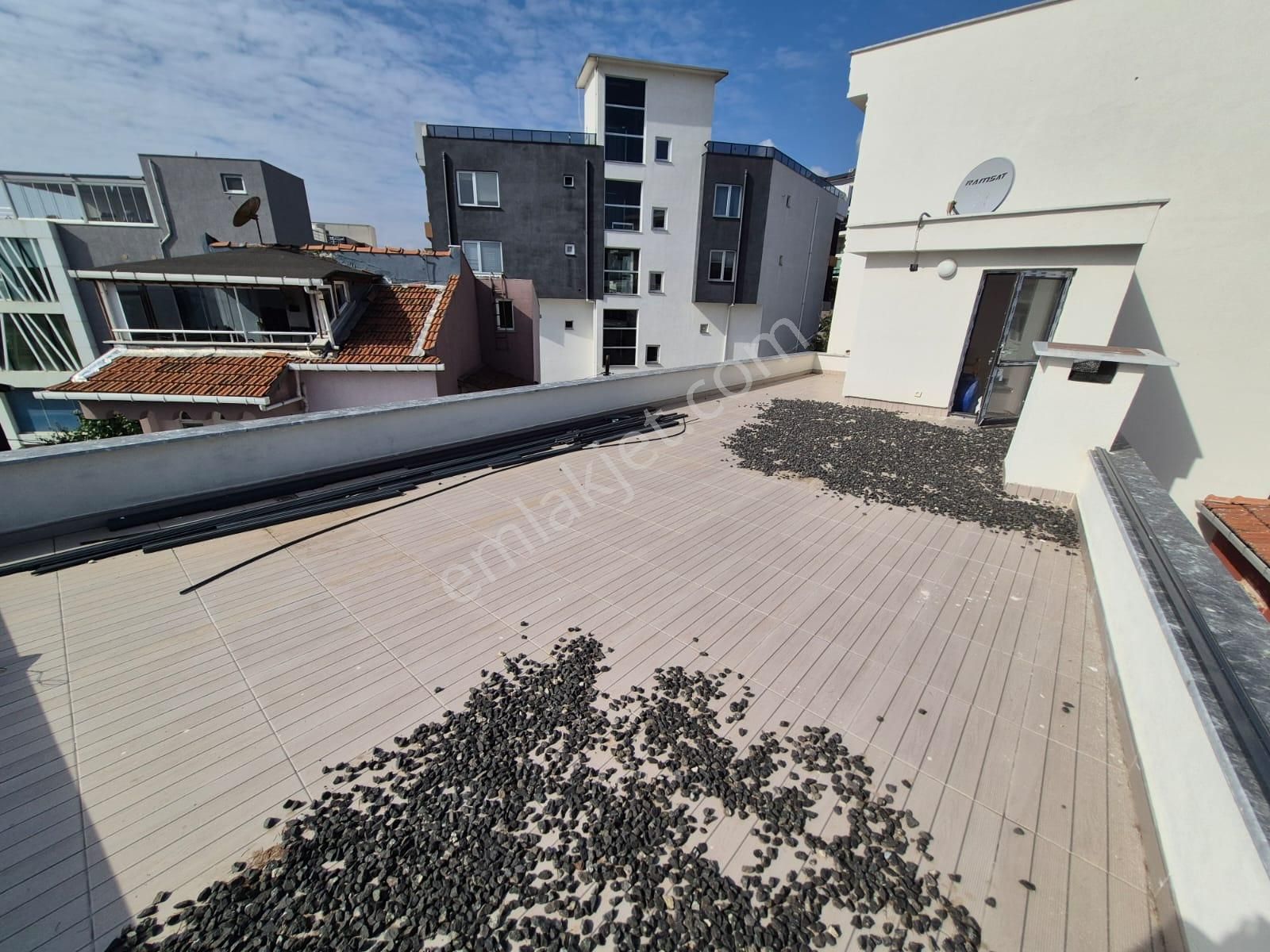 Delux'den Hürriyet Mah.'de Deniz Manzaralı Lux Trıplex - Görsel 26