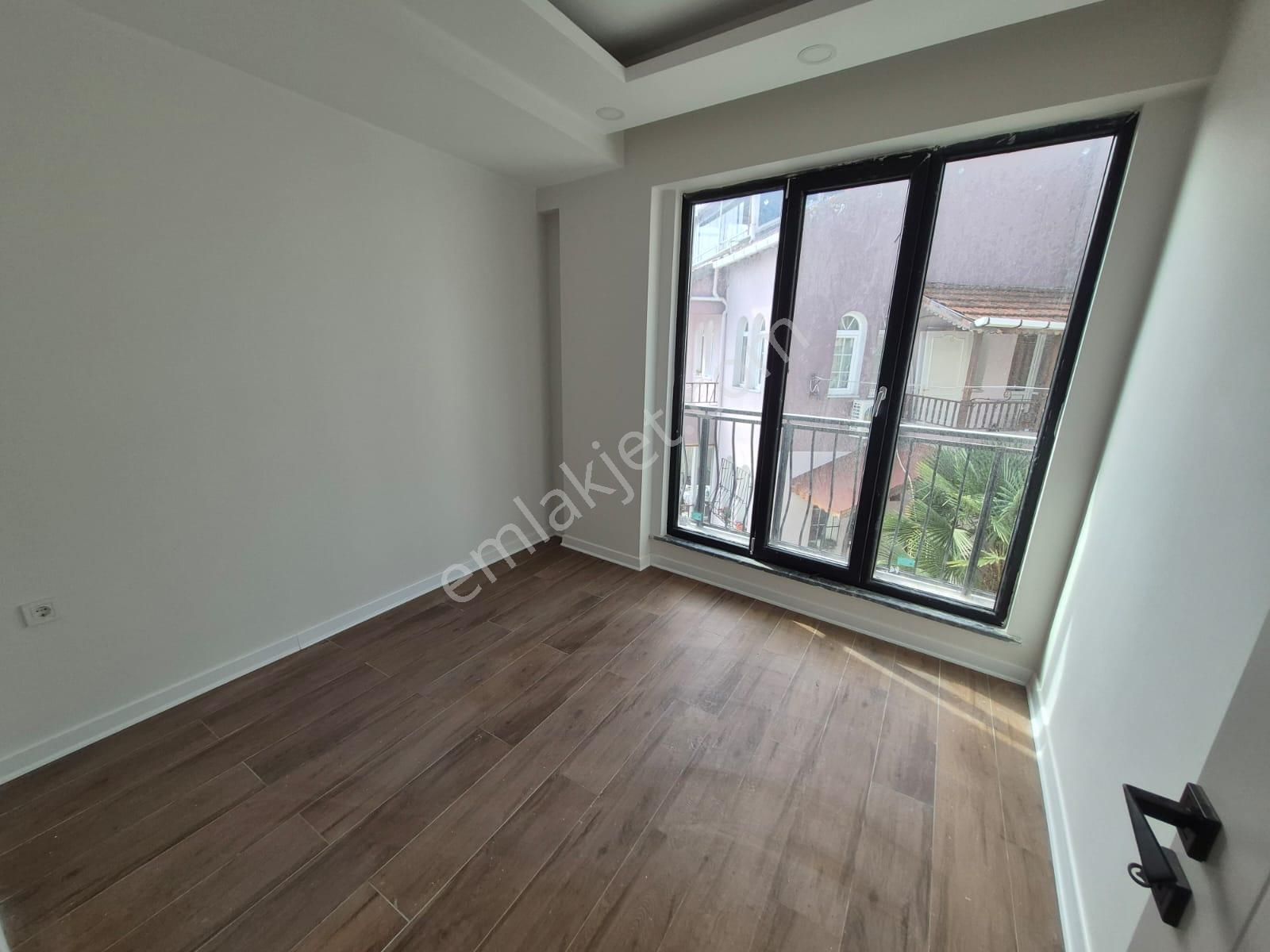 Delux'den Hürriyet Mah.'de Deniz Manzaralı Lux Trıplex - Görsel 19