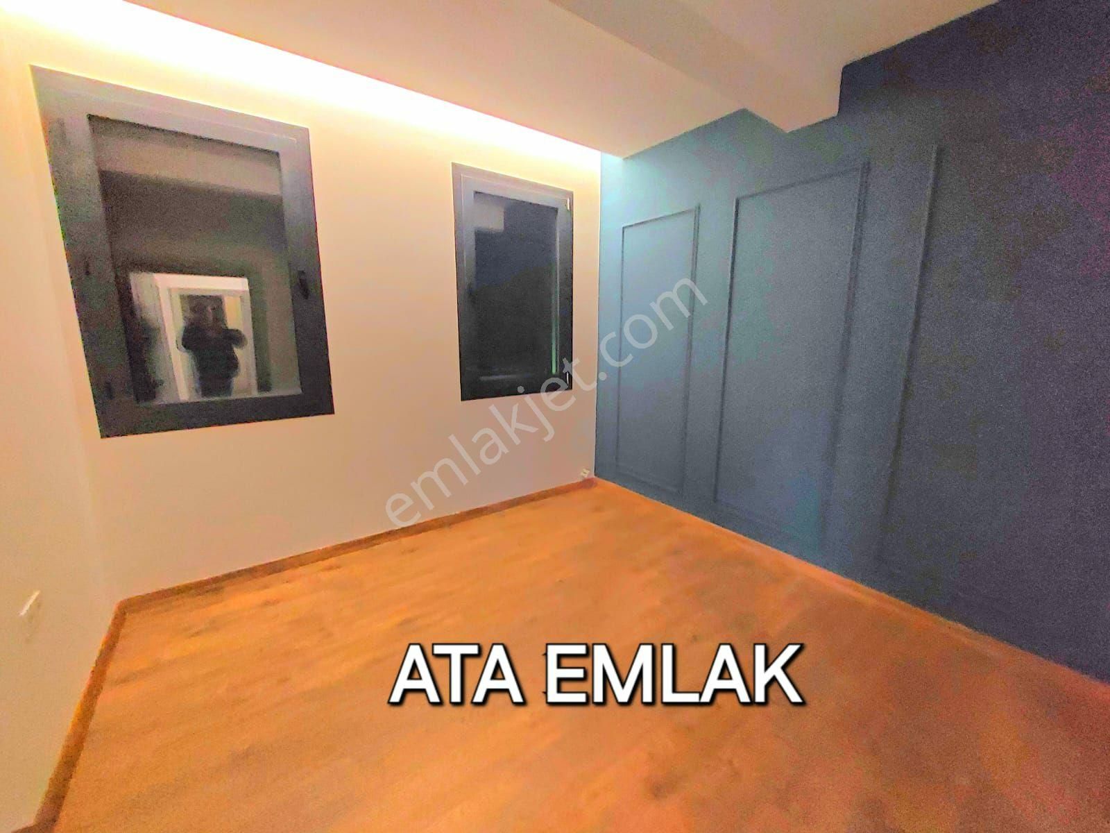 Kuşadasında Havuzlu Sitede 3+1 Sıfır Villa - Görsel 16