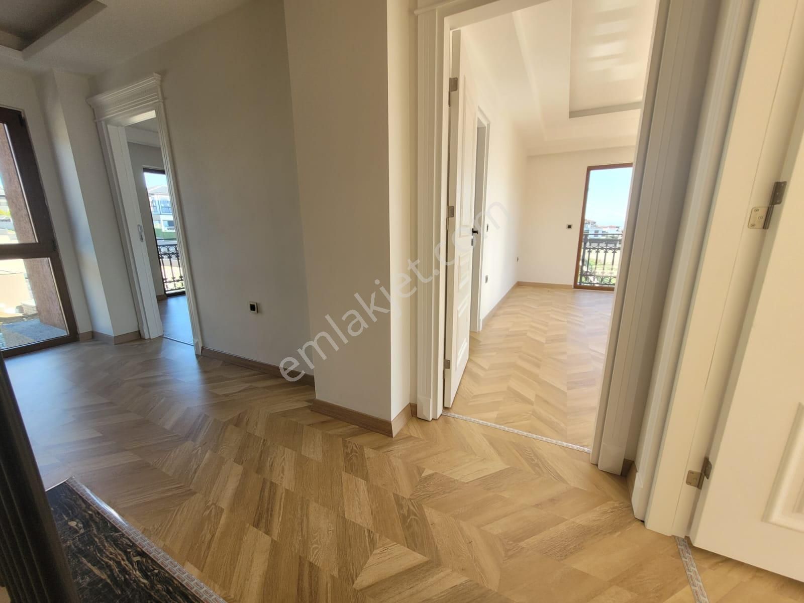 Delux'den Hürriyetin Merkezinde Bireysel Havuzlu Lux Triplex - Görsel 10