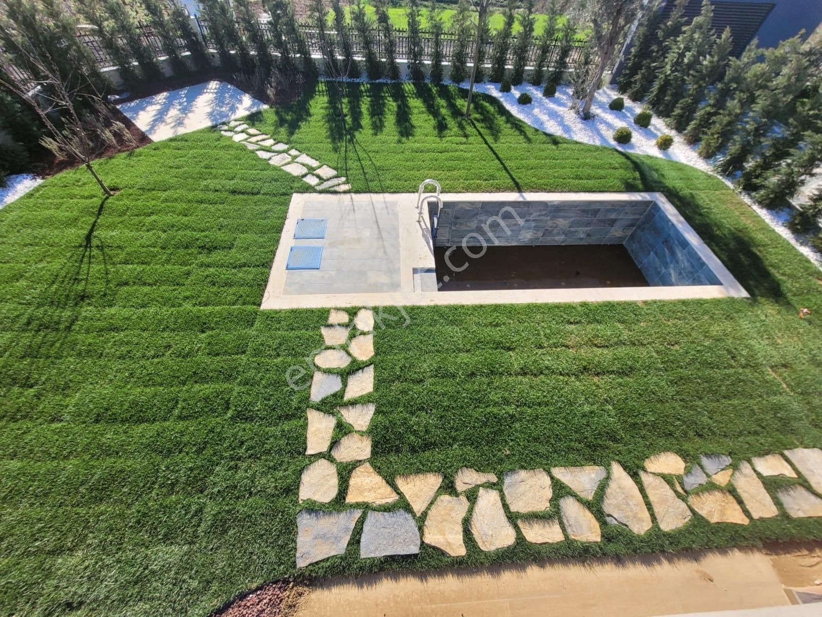 Delux'den Hürriyetin Merkezinde Bireysel Havuzlu Lux Triplex - Görsel 16