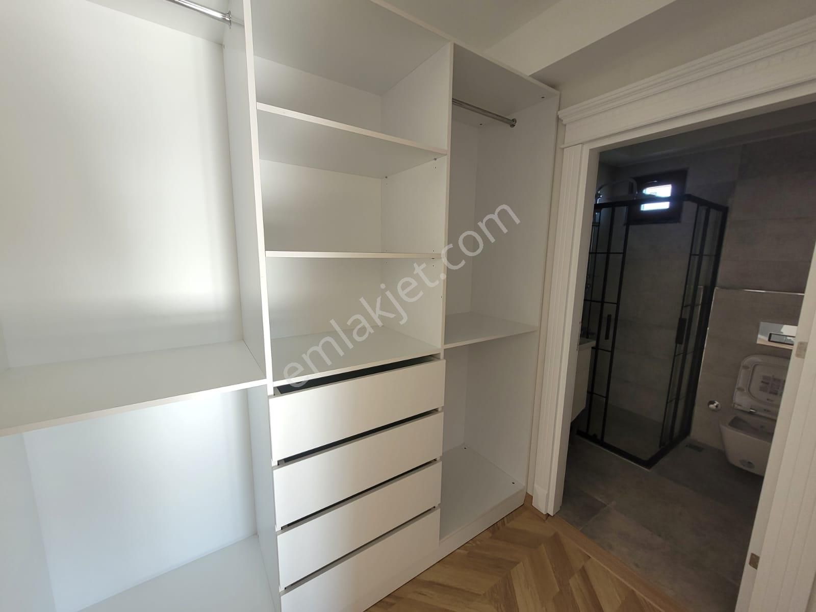 Delux'den Hürriyetin Merkezinde Bireysel Havuzlu Lux Triplex - Görsel 17