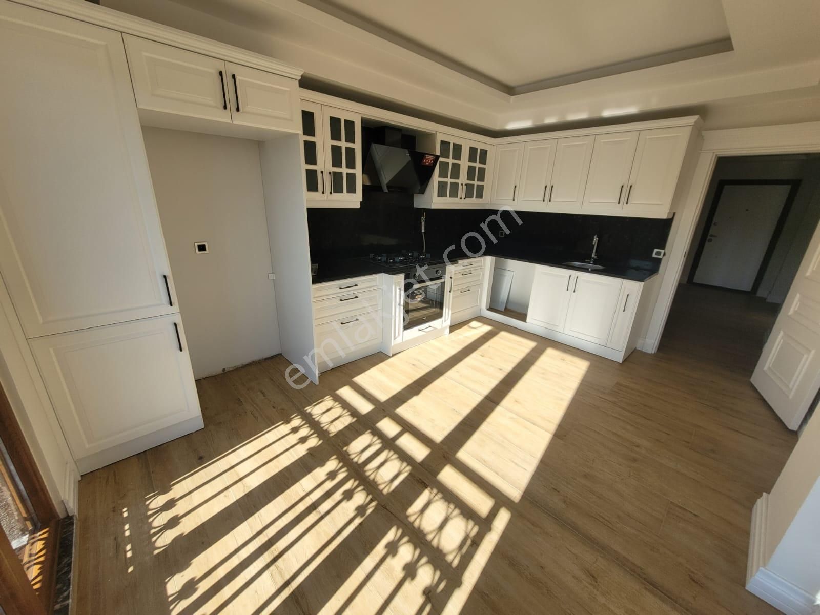 Delux'den Hürriyetin Merkezinde Bireysel Havuzlu Lux Triplex - Görsel 9