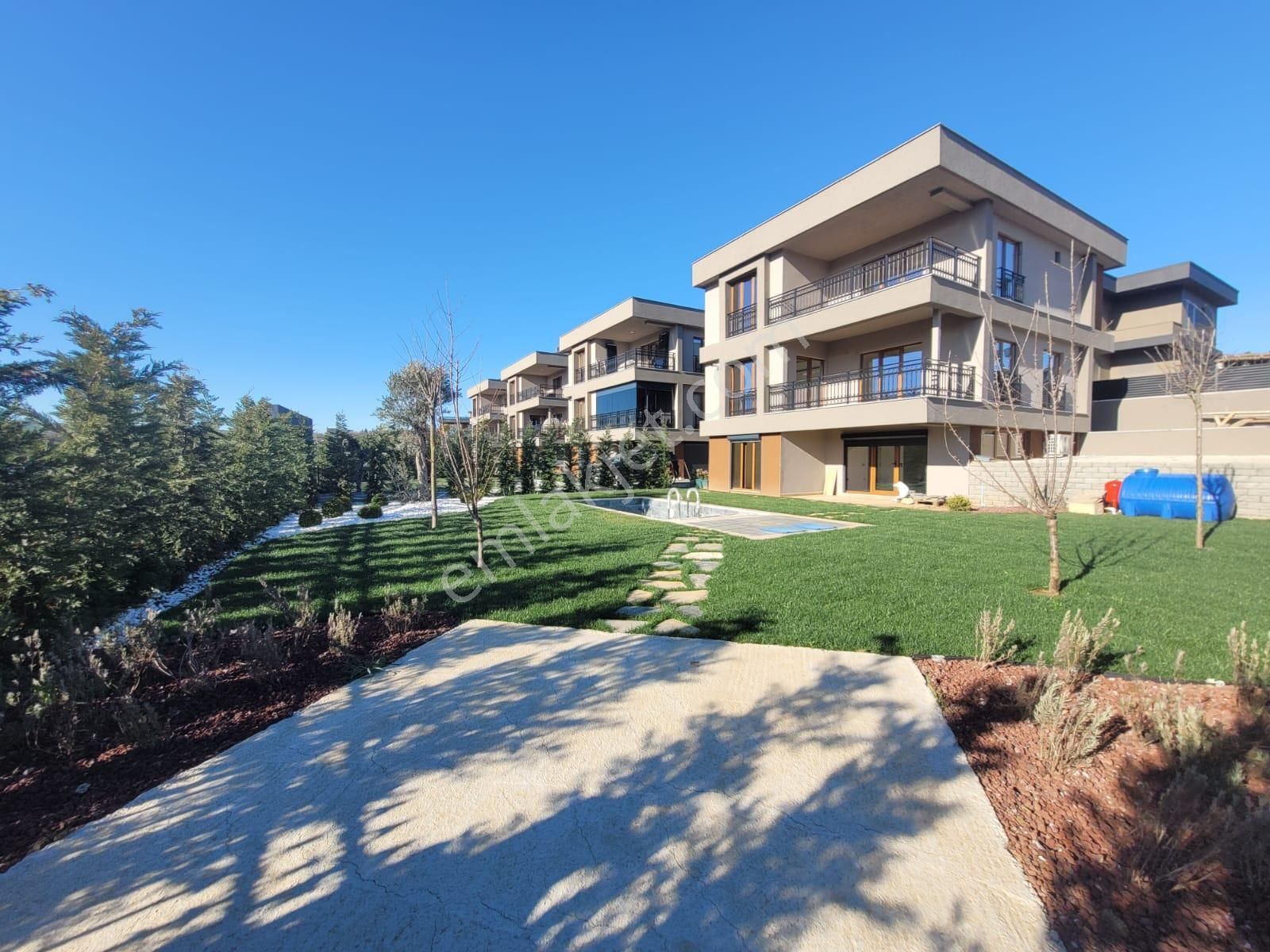 Delux'den Hürriyetin Merkezinde Bireysel Havuzlu Lux Triplex - Görsel 29