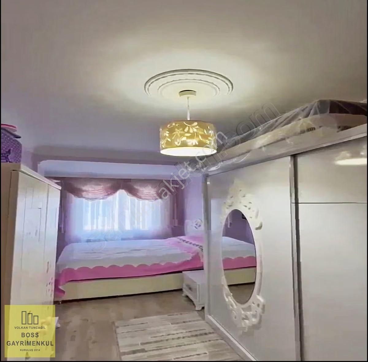 Beylikdüzü Merkezi Konumda Metrobuse 10 Dk 3+1 Arakat Daire !!! - Görsel 4