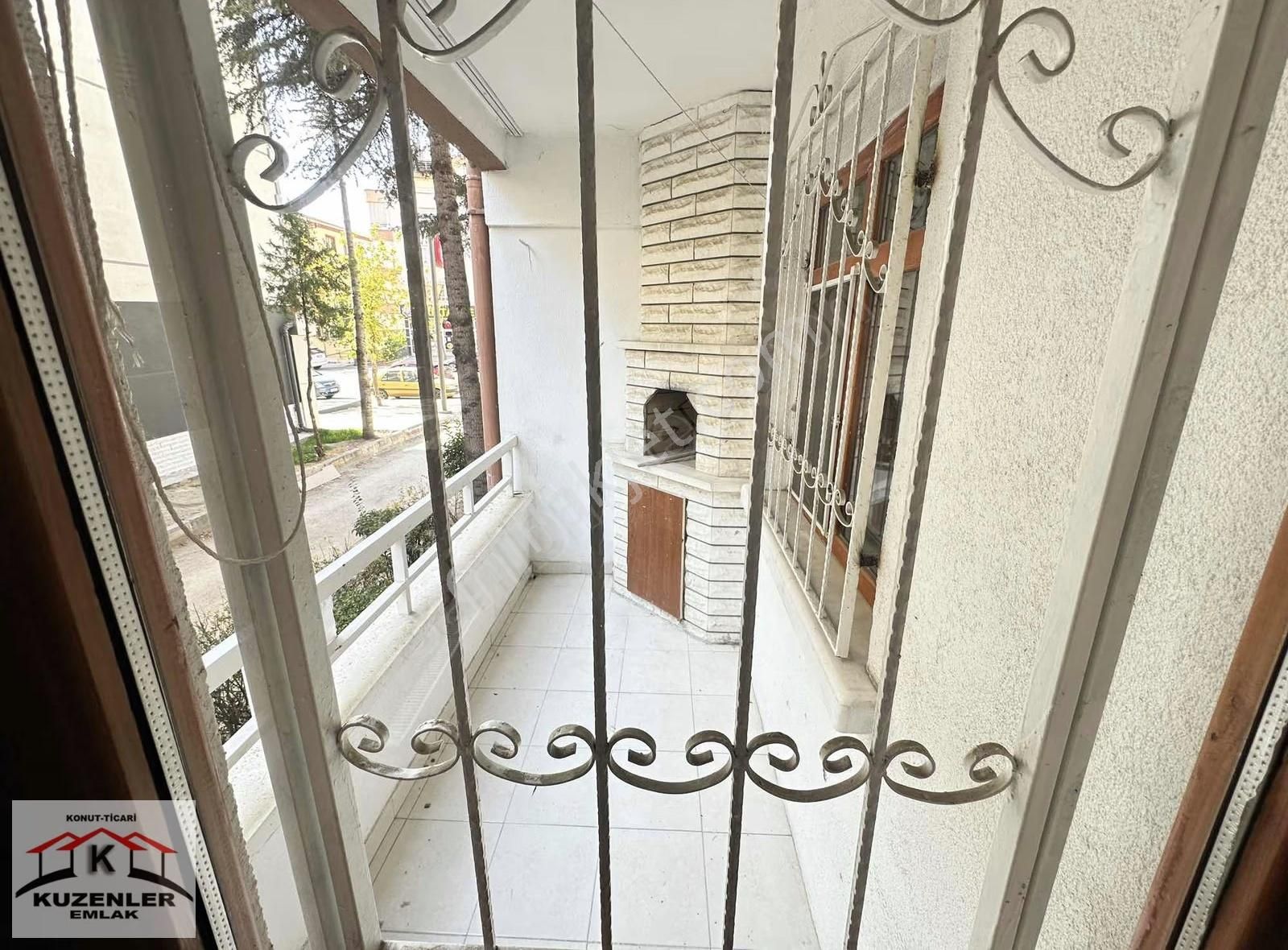 Kuzenler'den Yavuz Bulvarında Afiyet Fırın Yanı 3+1 Daire - Görsel 6