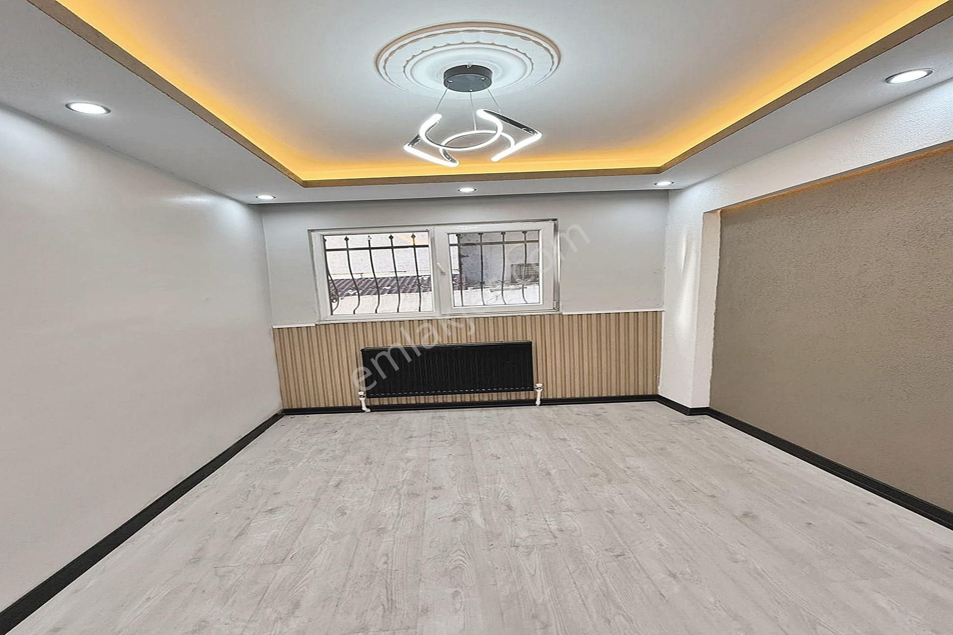 Bahçeşehir Lokasyonun'da Lüx Tasarımlı 2+1 Satılık Daire Fırsatı - Görsel 8