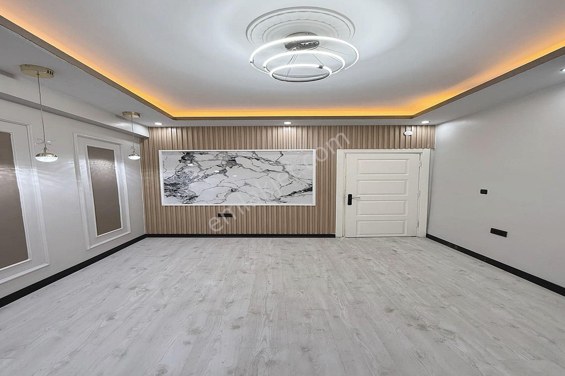 Bahçeşehir Lokasyonun'da Lüx Tasarımlı 2+1 Satılık Daire Fırsatı