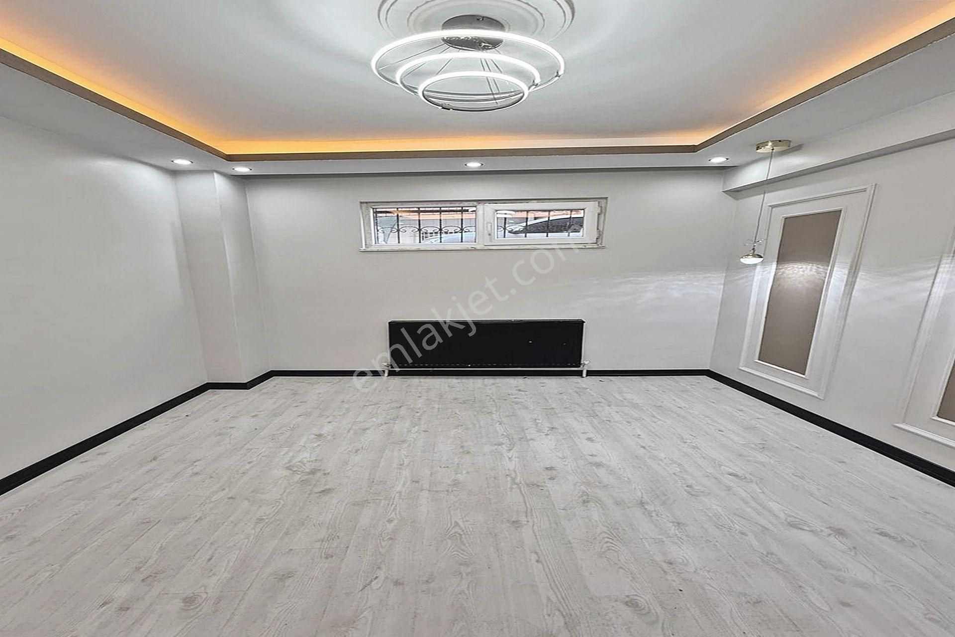 Bahçeşehir Lokasyonun'da Lüx Tasarımlı 2+1 Satılık Daire Fırsatı - Görsel 3