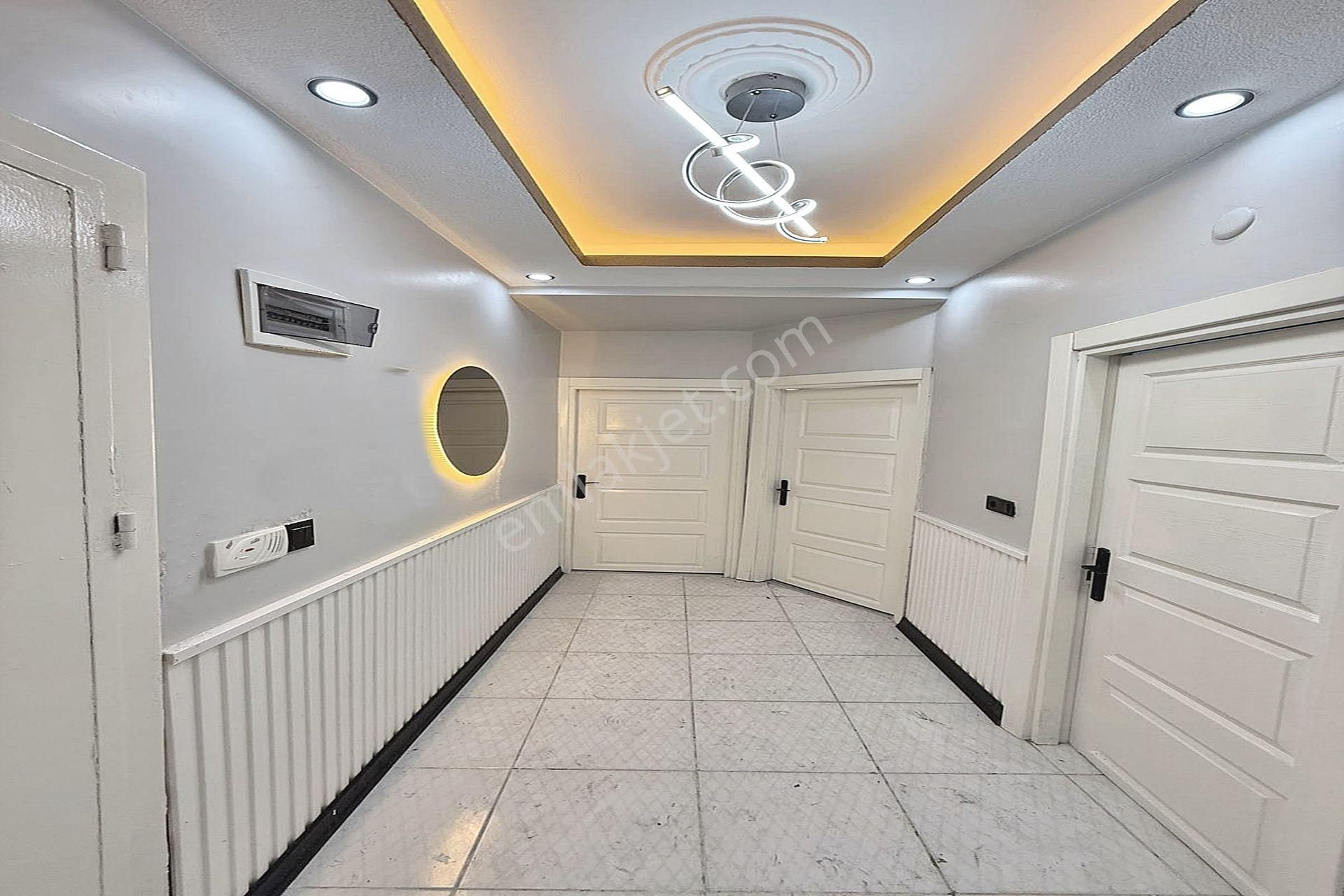 Bahçeşehir Lokasyonun'da Lüx Tasarımlı 2+1 Satılık Daire Fırsatı - Görsel 17