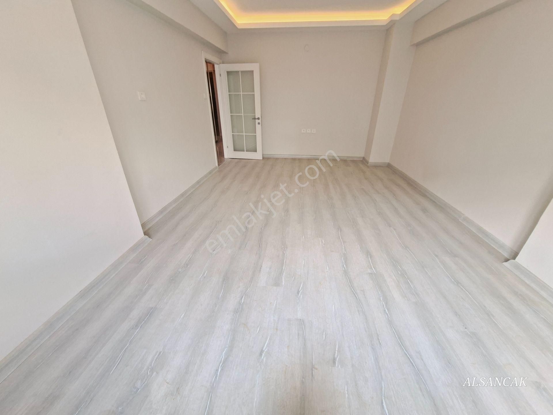 Piyade Emirlerde 3+1 Katta Ön Cephe Lüks Yapılı Satılık Daire - Görsel 15