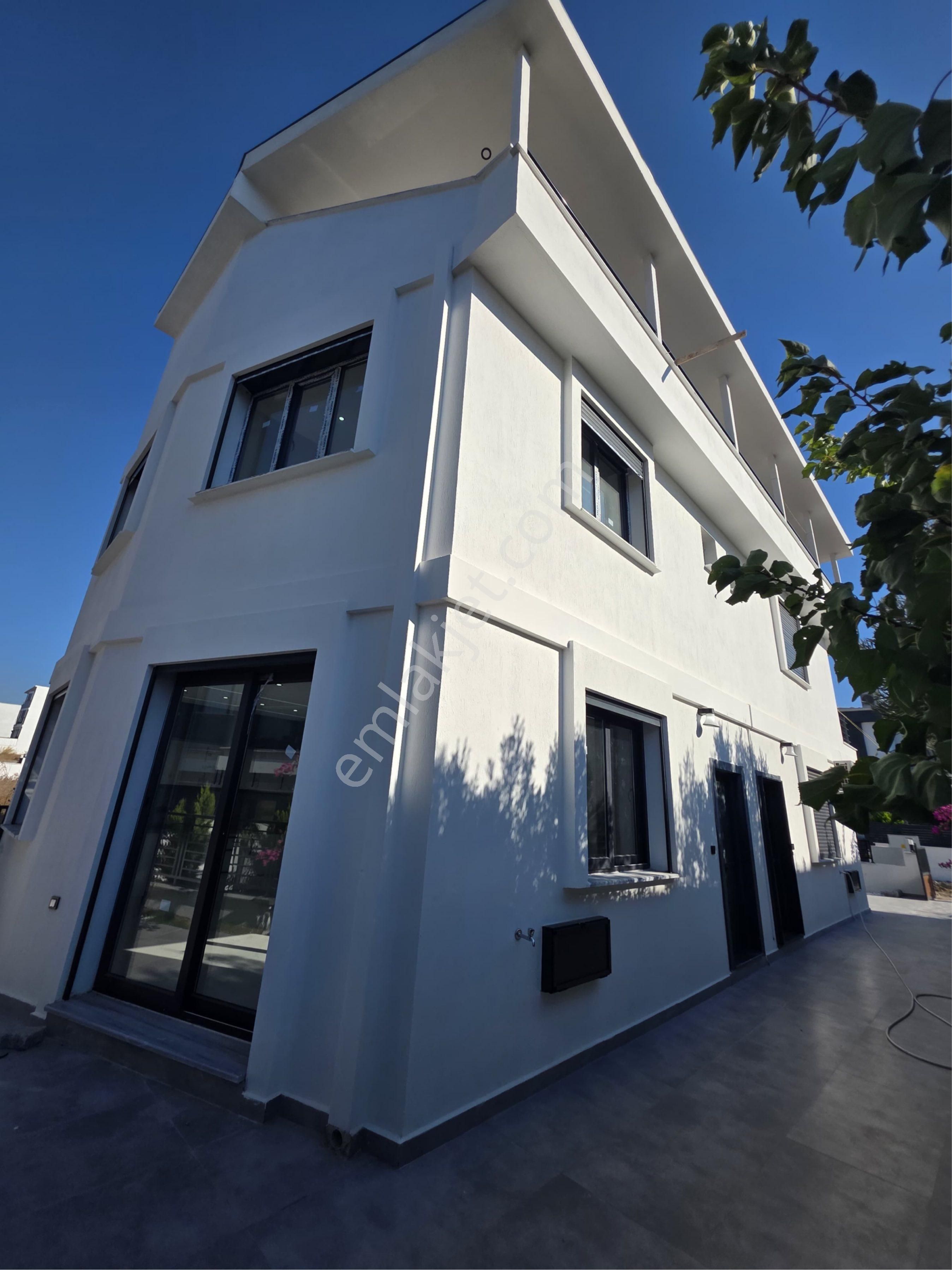 Didim Hisarda Satılık 3+1 Triplex Villa - Görsel 10