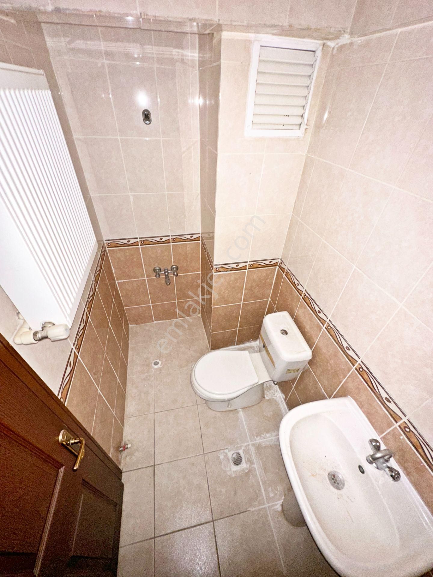 Çambaşı Cd. Yanı Ön Cephe E.banyolu 3.5+1 Kilerli Balkonlu 125m² - Görsel 30