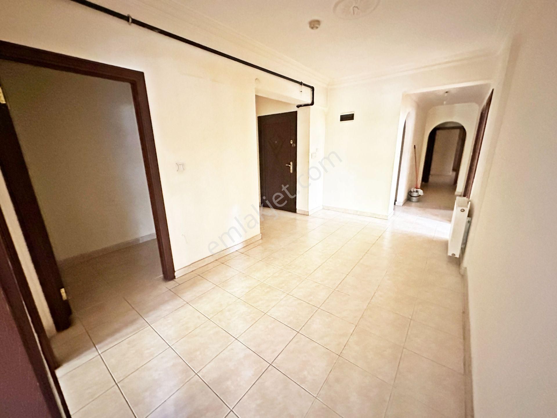 Çambaşı Cd. Yanı Ön Cephe E.banyolu 3.5+1 Kilerli Balkonlu 125m² - Görsel 6