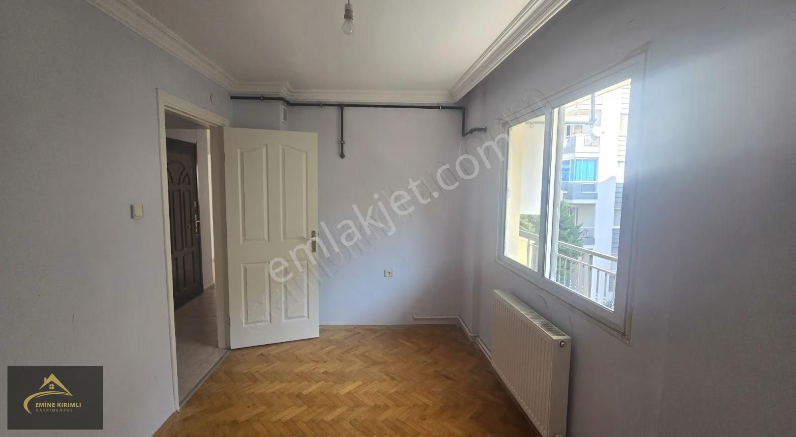 Yalı Mahallesinde Caddeye Yakın 2+1 - Görsel 5