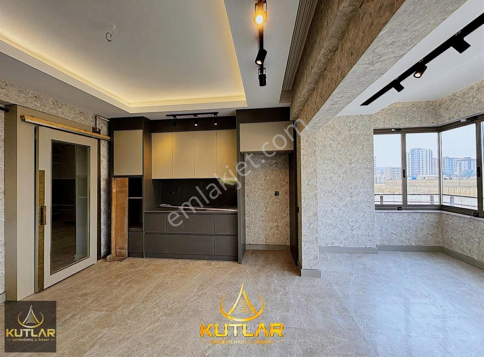 Kutlar'dan 15 Temmuz Mah Prime Mall Arkası Farklı Tasarım Aa Plu - Görsel 9