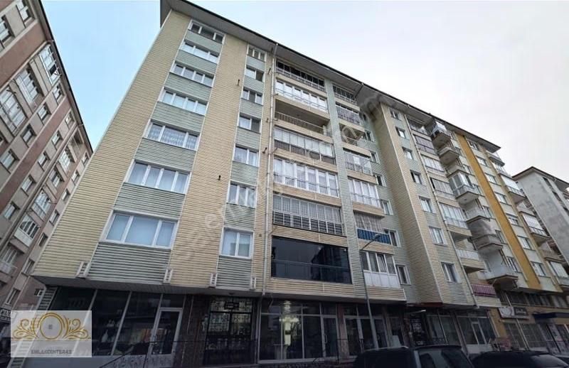 Emlak Centerden Menderes Caddesi 3+1full Yapılı Daire - Görsel 23