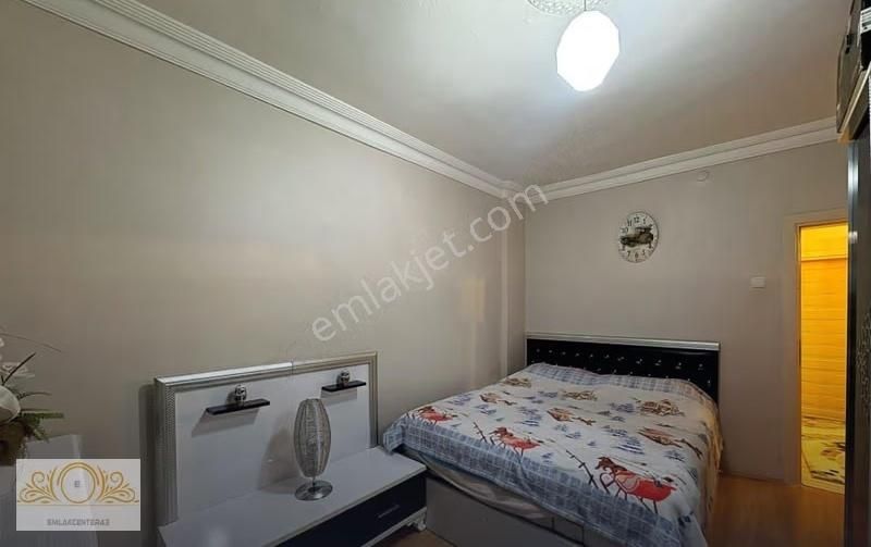 Emlak Centerden Menderes Caddesi 3+1full Yapılı Daire - Görsel 11