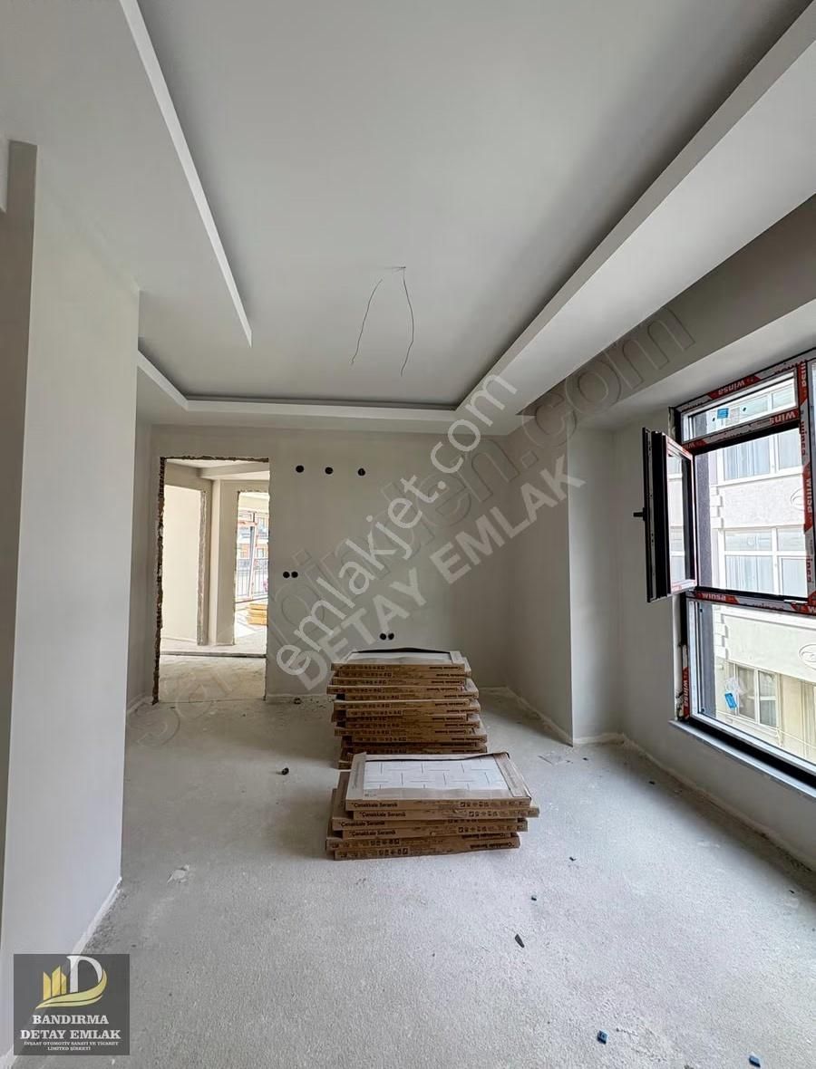 Detay Emlak'tan Yeni Mah Sıfır Arakat 2+0 Balkonlu Satılık Daire - Görsel 3