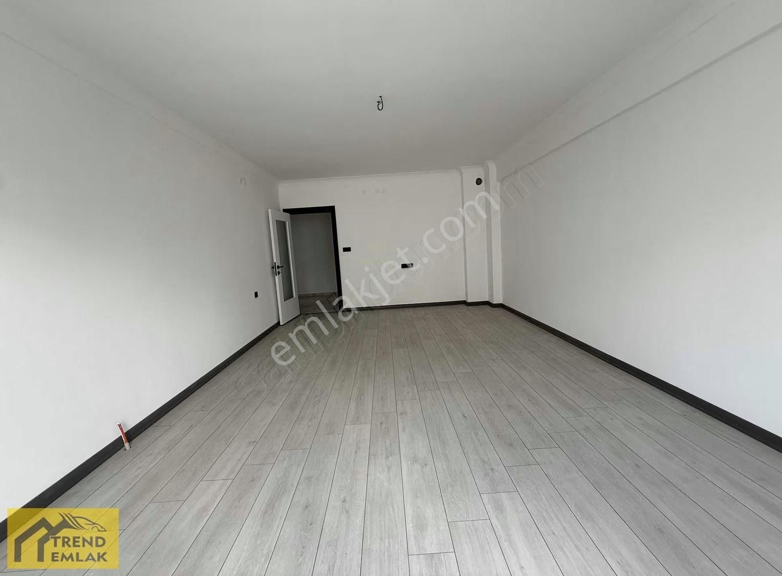 Trend'den Cadde Üzeri 2.kat Ön Cephe Çift Banyo Sınırsız Kredi** - Görsel 26