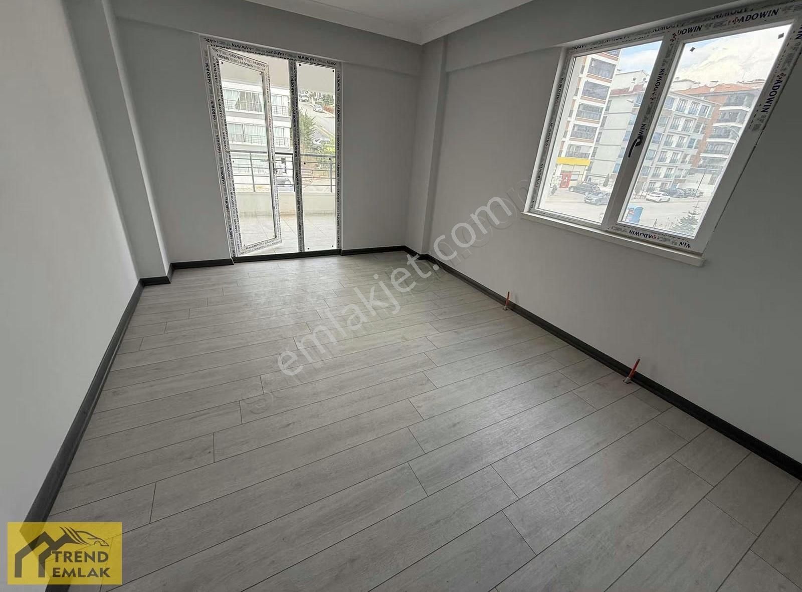 Trend'den Cadde Üzeri 2.kat Ön Cephe Çift Banyo Sınırsız Kredi** - Görsel 29