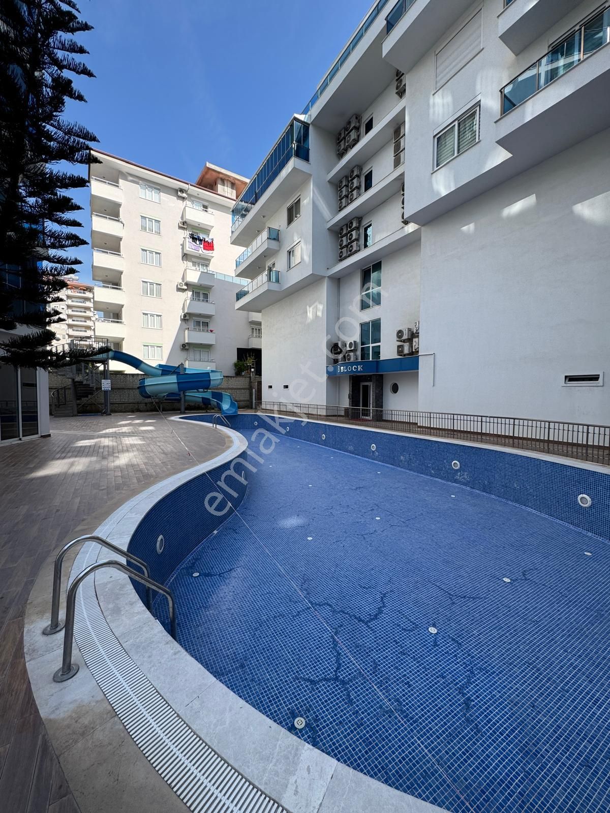 Mahmutlar'da Arakat Güney Cepheli Full Aktiviteli Eşyalı 1+1 - Görsel 30