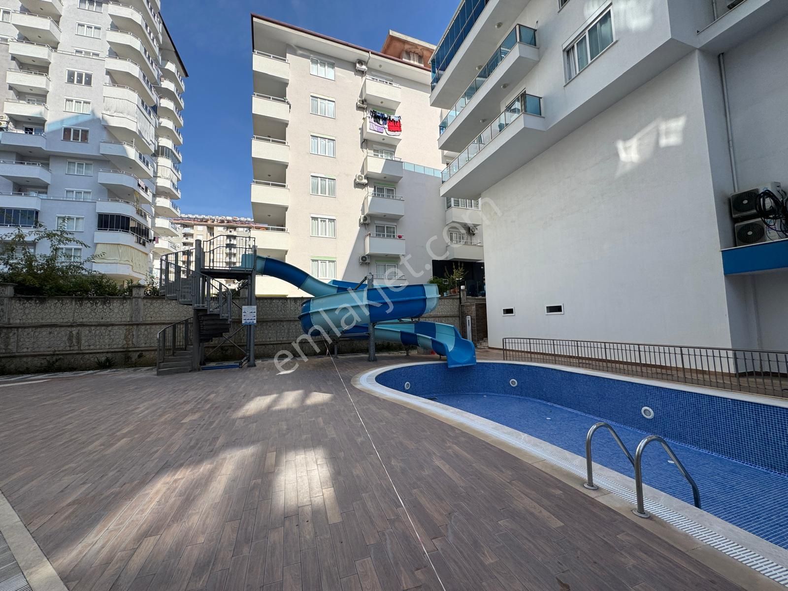 Mahmutlar'da Arakat Güney Cepheli Full Aktiviteli Eşyalı 1+1 - Görsel 31