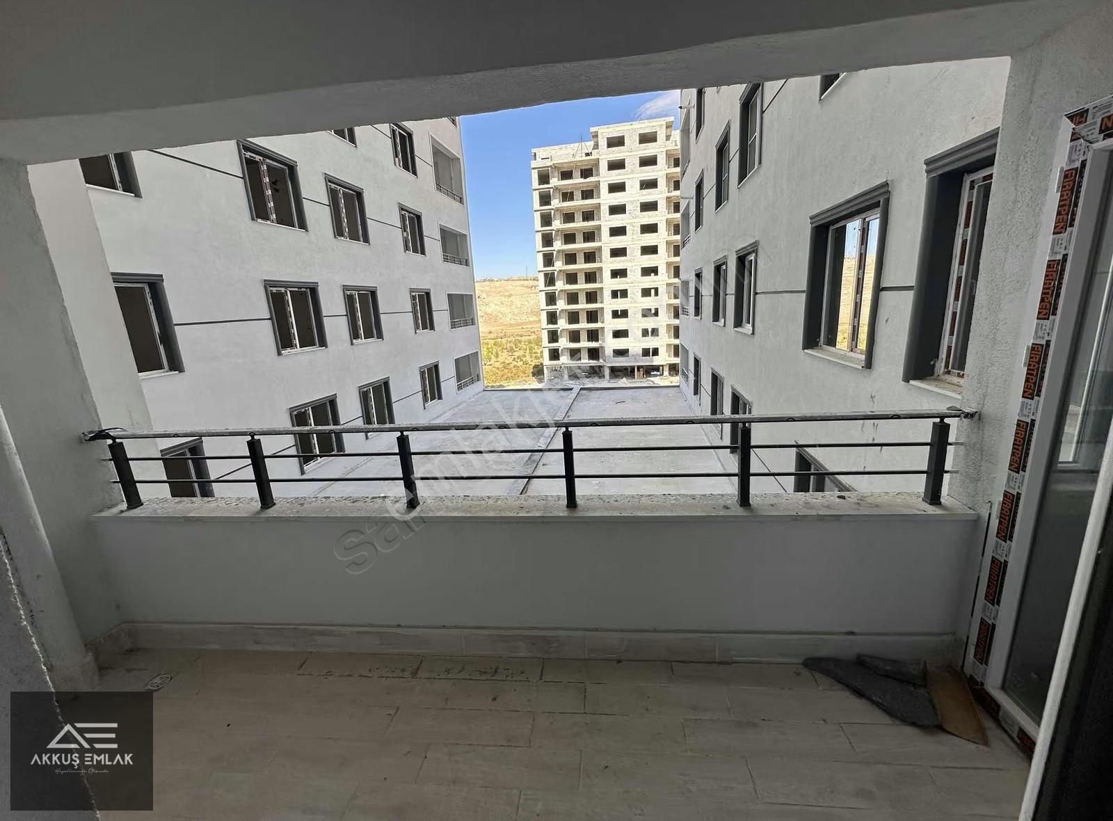 "ana Cadde Üzeri" Akkuş Emlak'tan Satılık 2+1 Geniş Daire - Görsel 5