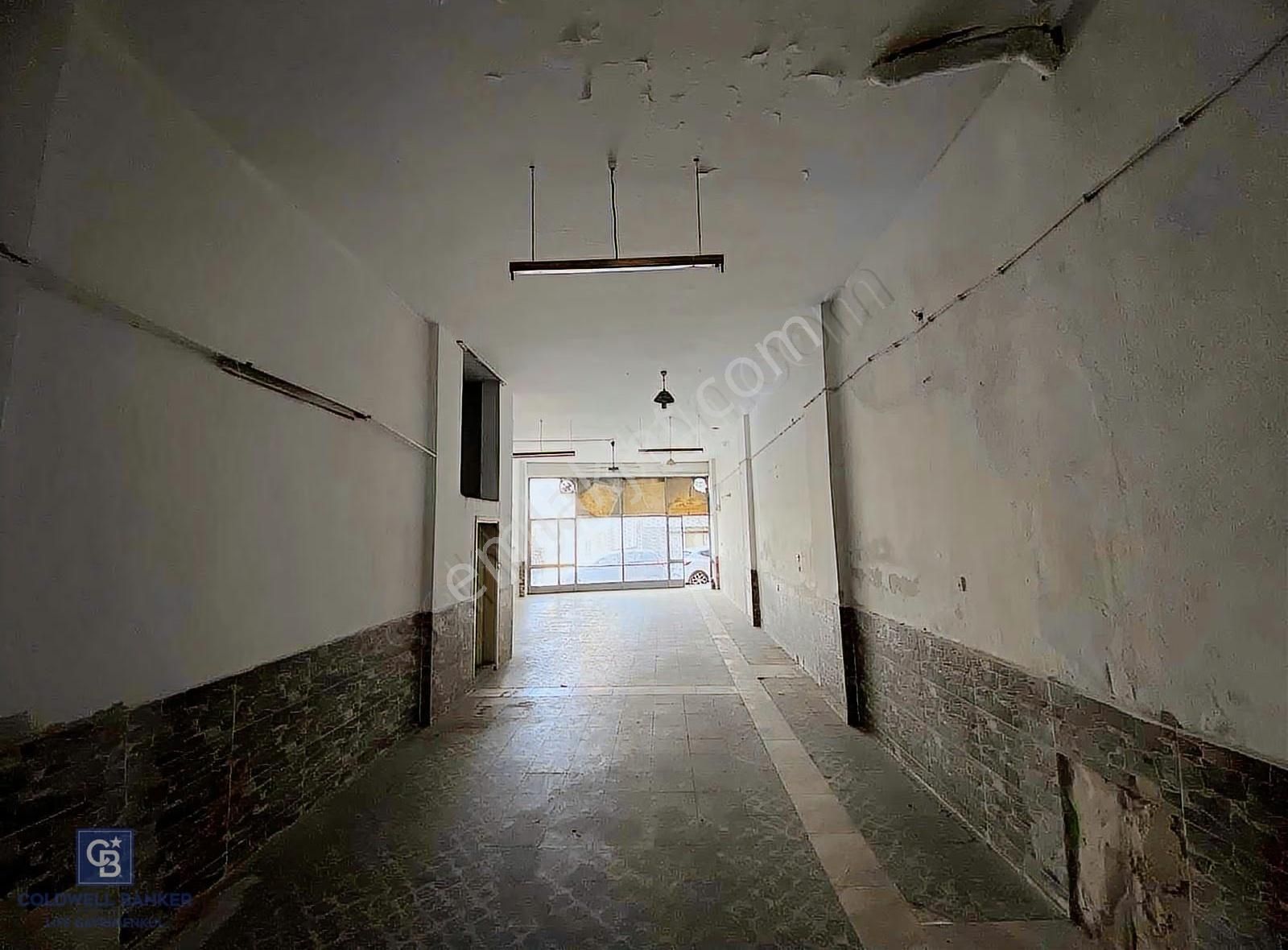 Yeşilyurt'da Polat Caddesi Yakını Kiralık Dükkan - Görsel 7