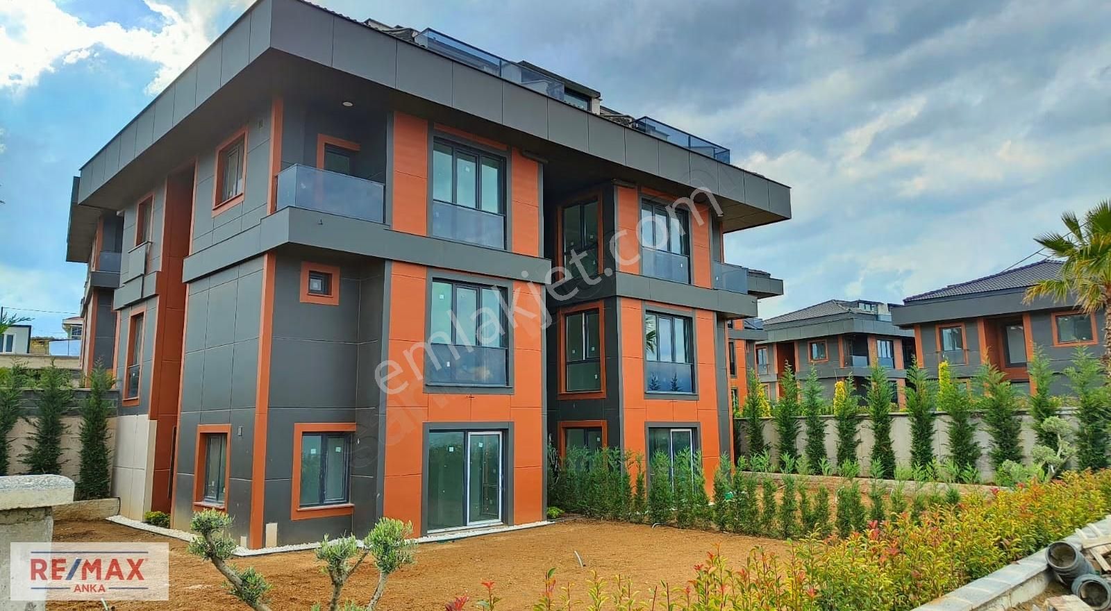 Remax Anka'dan Deniz Manzaralı Satılık 3+1 Dubleks Daireler - Görsel 5