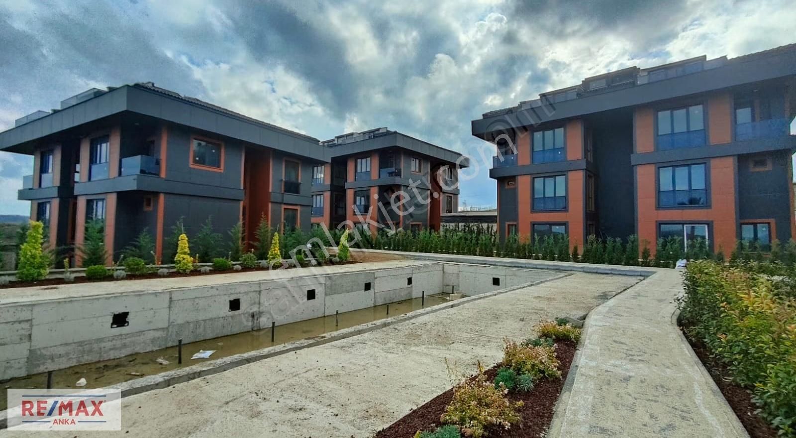 Remax Anka'dan Deniz Manzaralı Satılık 3+1 Dubleks Daireler - Görsel 20