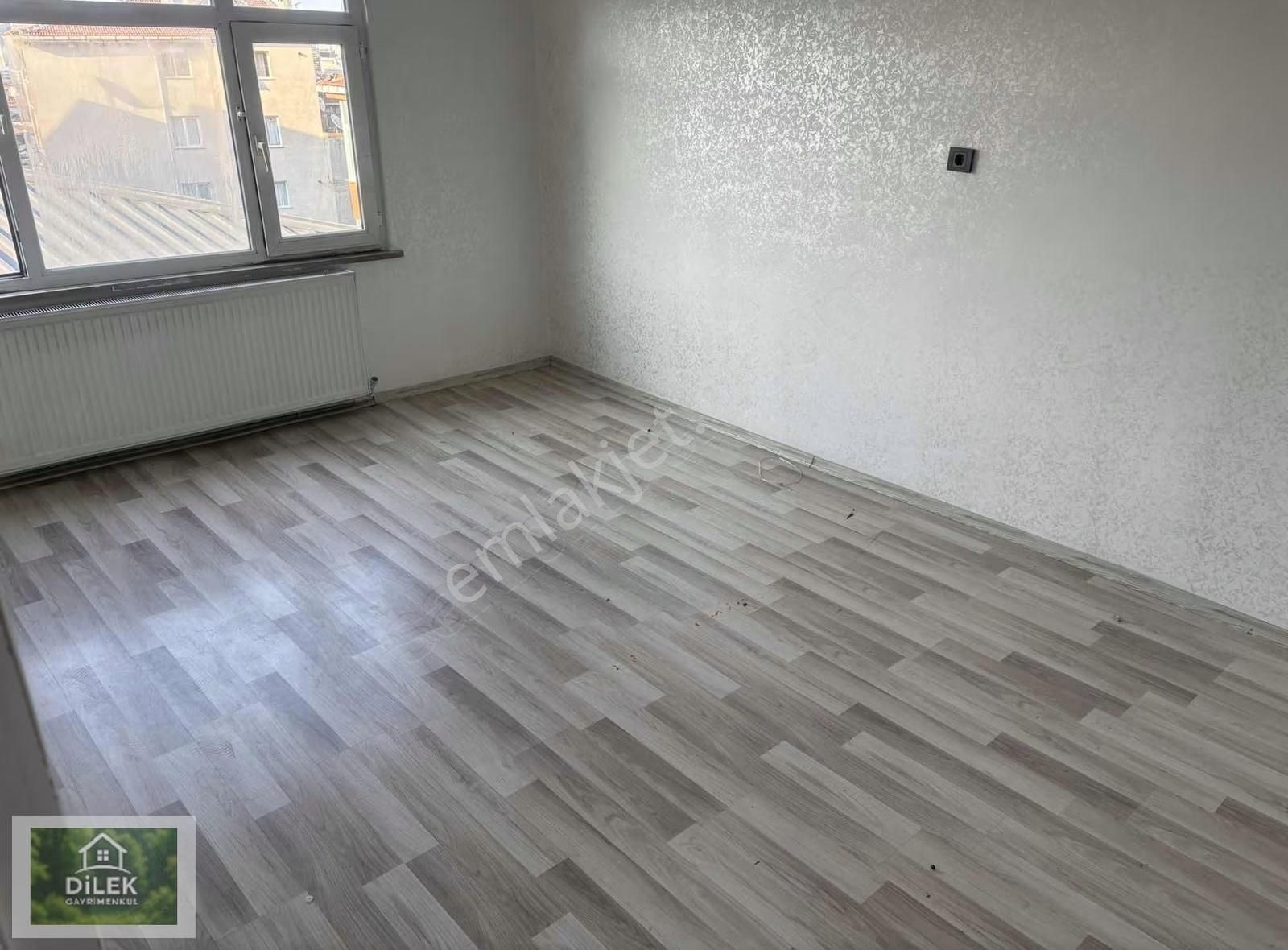 Maslak Cesme Cad Üzerinde Satilik Hisseli Daıre Caddeye Yakın - Görsel 3