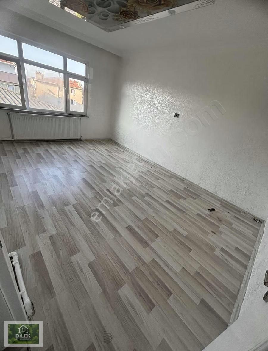 Maslak Cesme Cad Üzerinde Satilik Hisseli Daıre Caddeye Yakın - Görsel 25