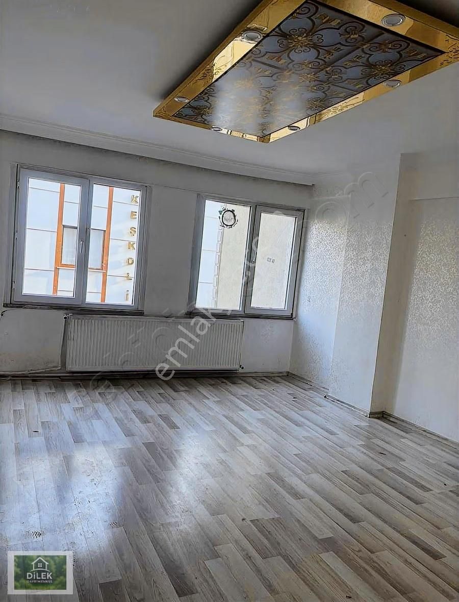 Maslak Cesme Cad Üzerinde Satilik Hisseli Daıre Caddeye Yakın - Görsel 32