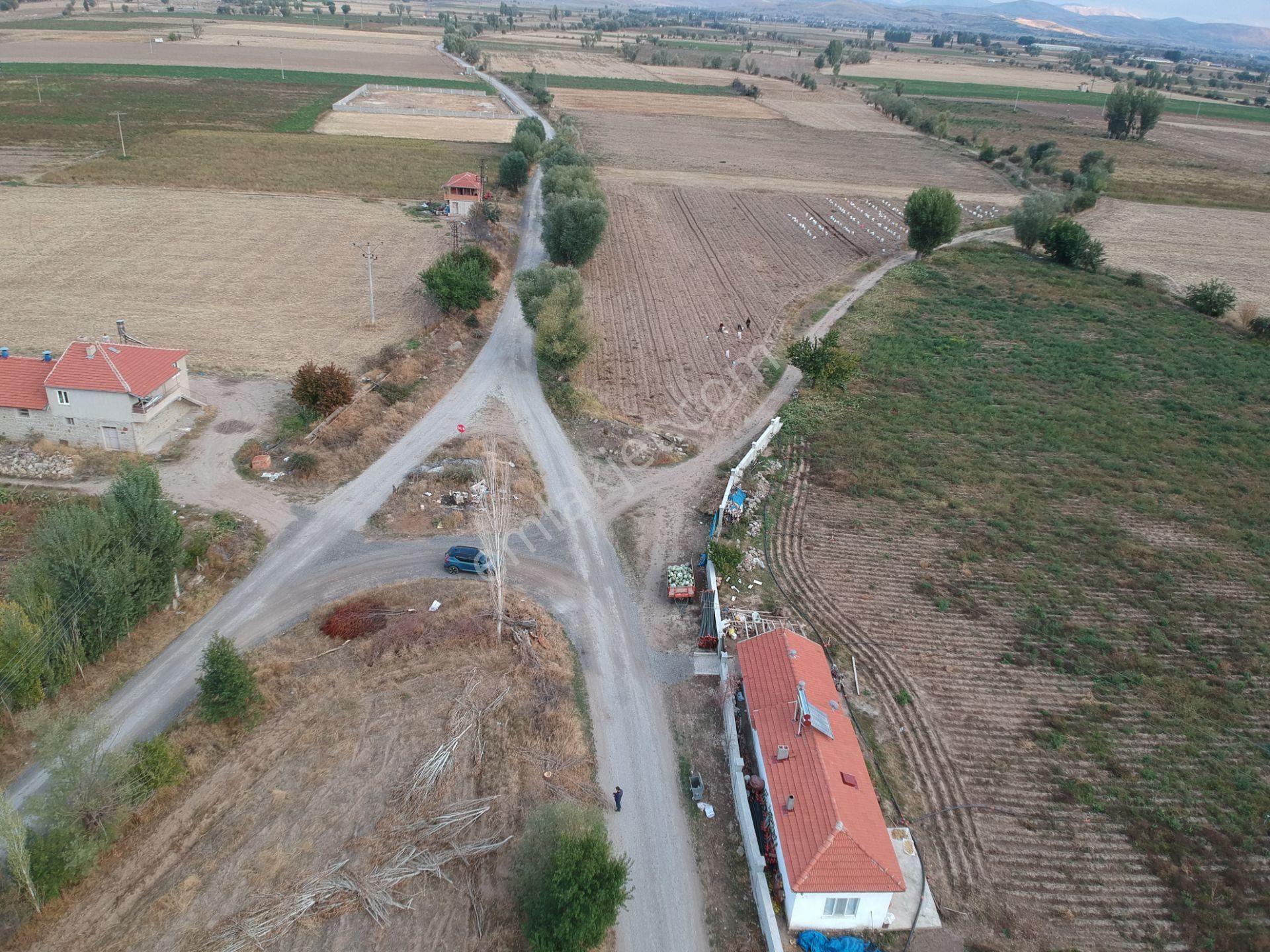 İlbey // Karayer Mevkiinde 4.837,45 M² Kuyulu Tarla - Görsel 18