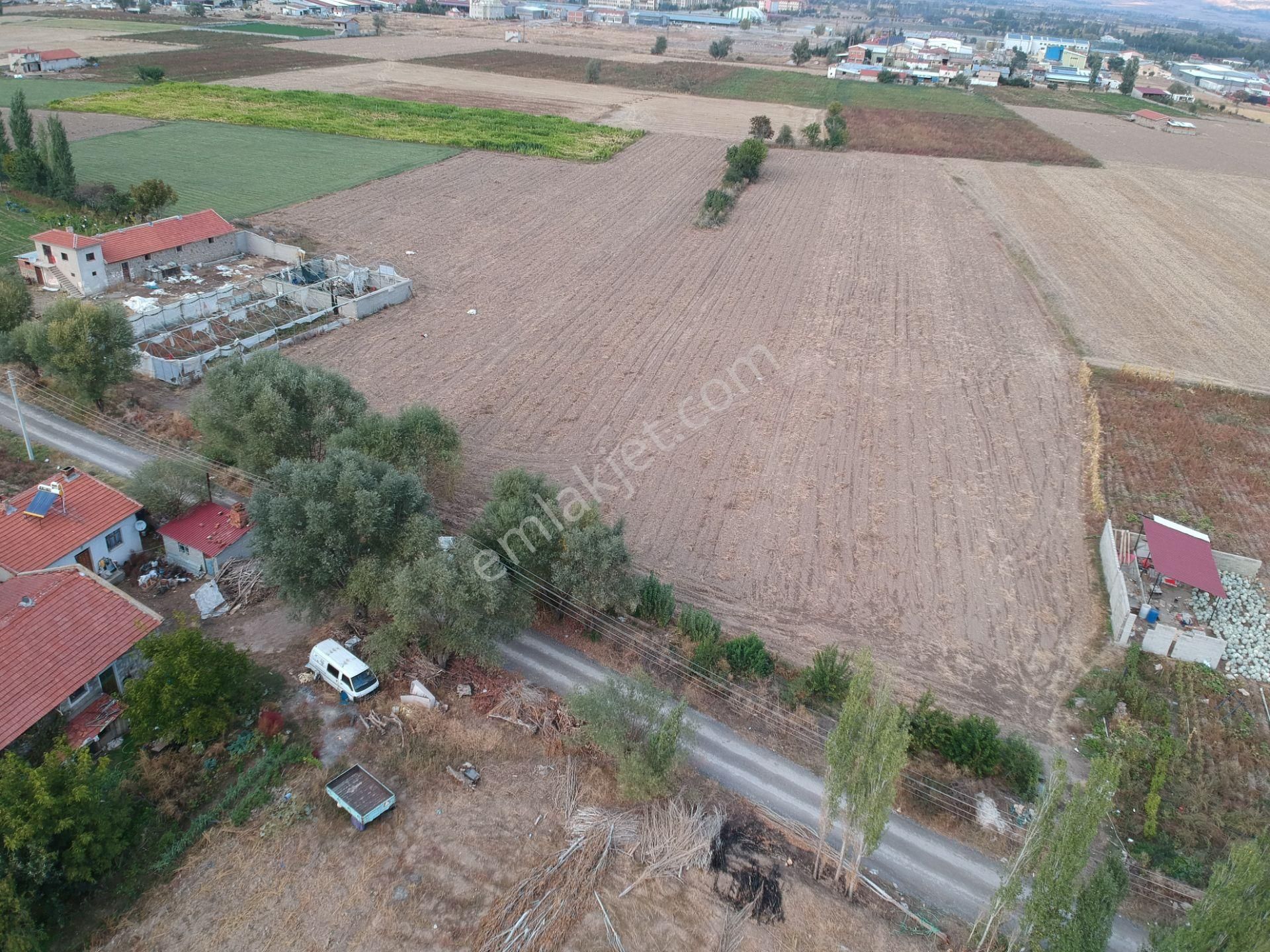 İlbey // Karayer Mevkiinde 4.837,45 M² Kuyulu Tarla - Görsel 10