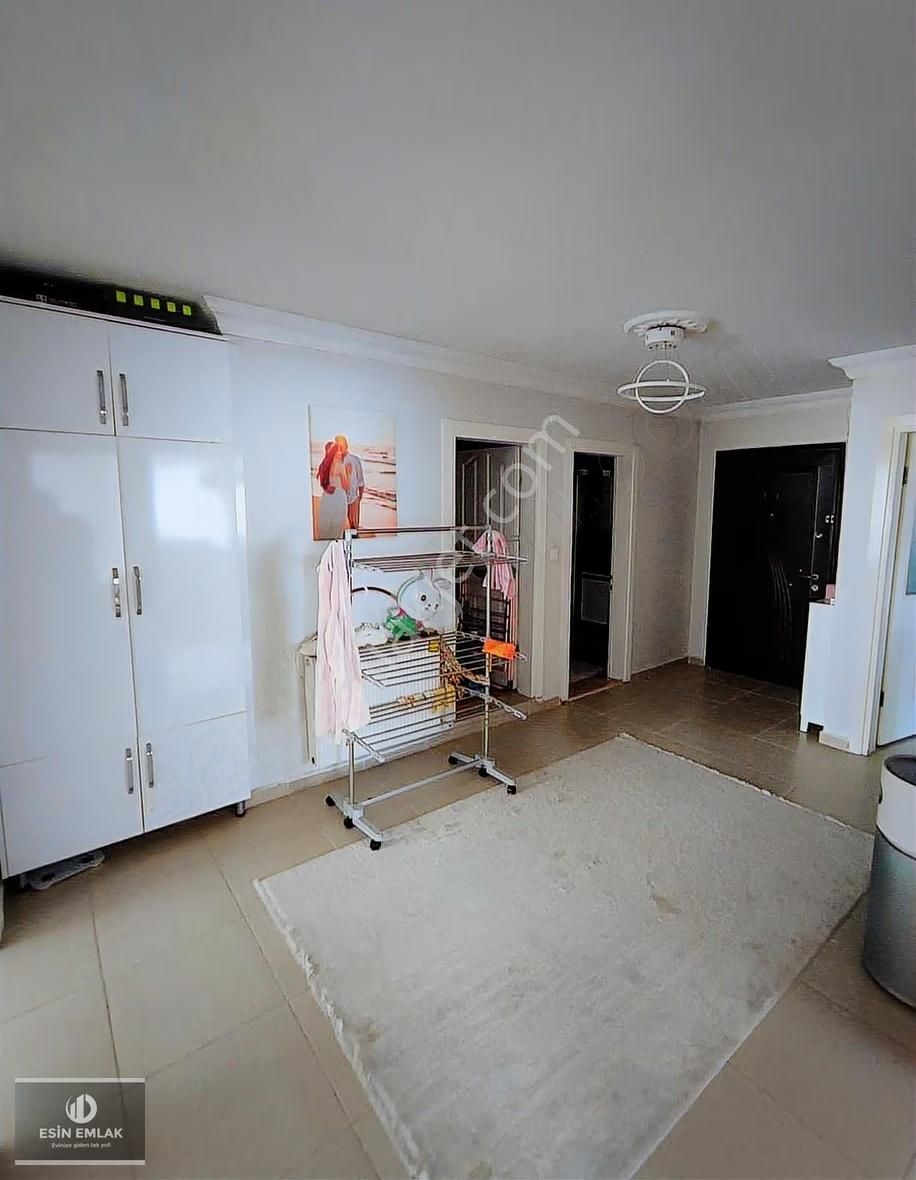 Güzelyalı Mah Balkonlu Geniş Merkezi Konumda Arakat 3+1 Daire - Görsel 23