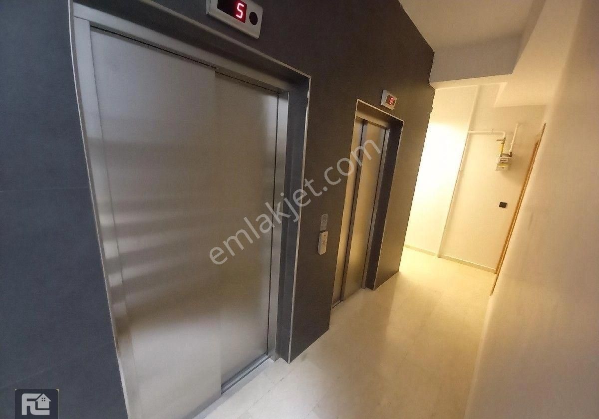 Fl Emlaktan Küçükyalı Merkezde Sitede Otoparklı 2+1 Sıfır Dubleks - Görsel 35