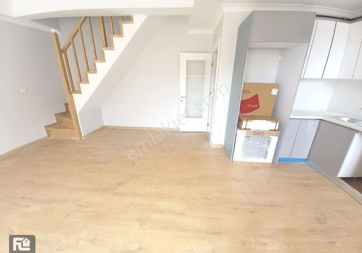 Fl Emlaktan Küçükyalı Merkezde Sitede Otoparklı 2+1 Sıfır Dubleks - Görsel 5