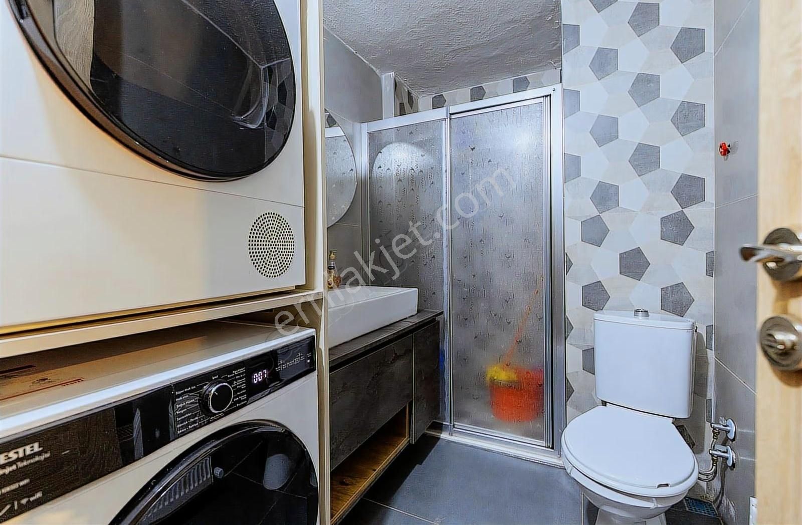 Karşıyaka Tershane Mahallesinde Full Tadilatlı Satılık 2+1 Daire - Görsel 8