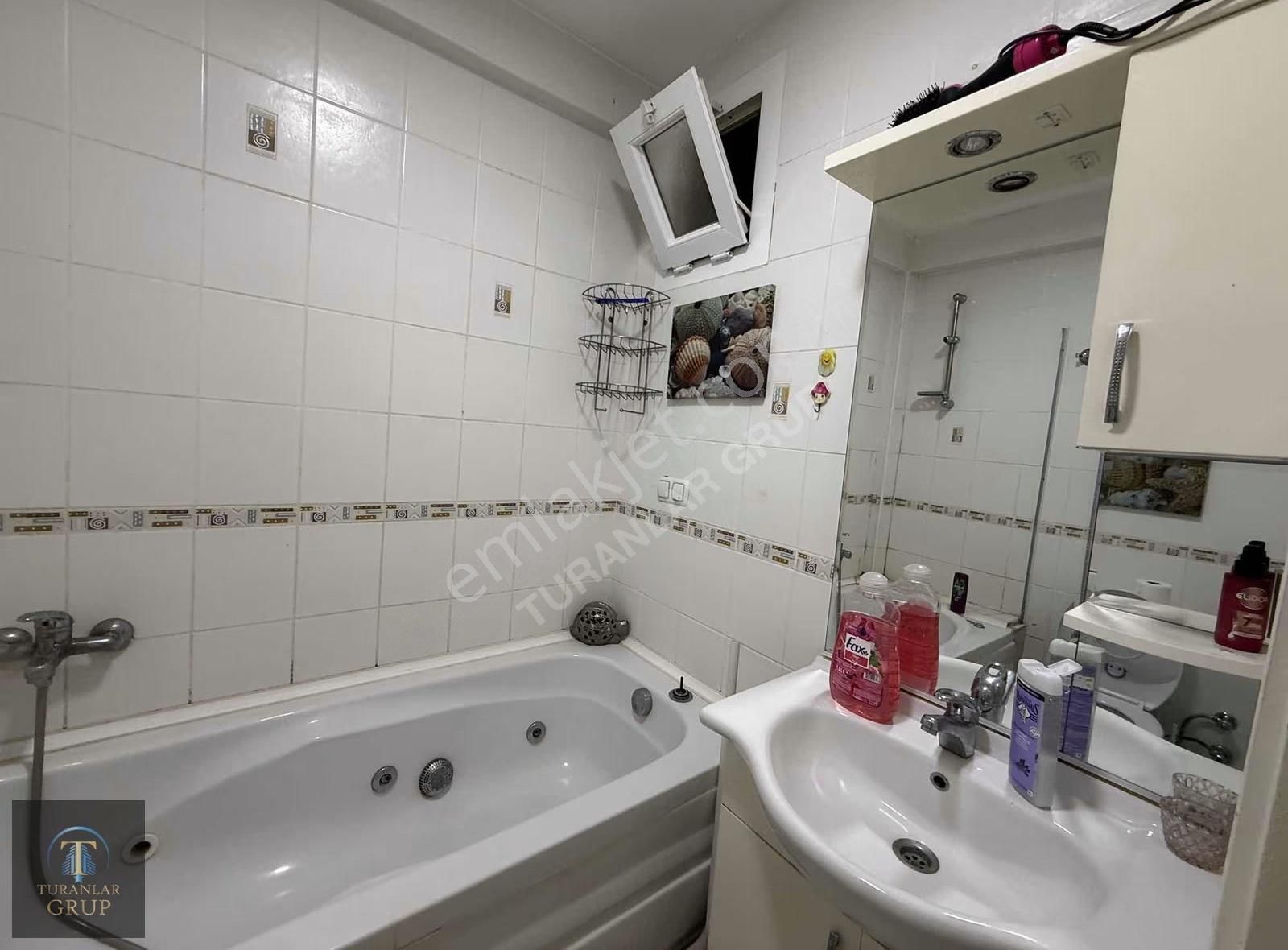 Turanlardan Acil Satılık Taşyakada 2+1 Bahçe Katı Havuzlu Daire! - Görsel 2