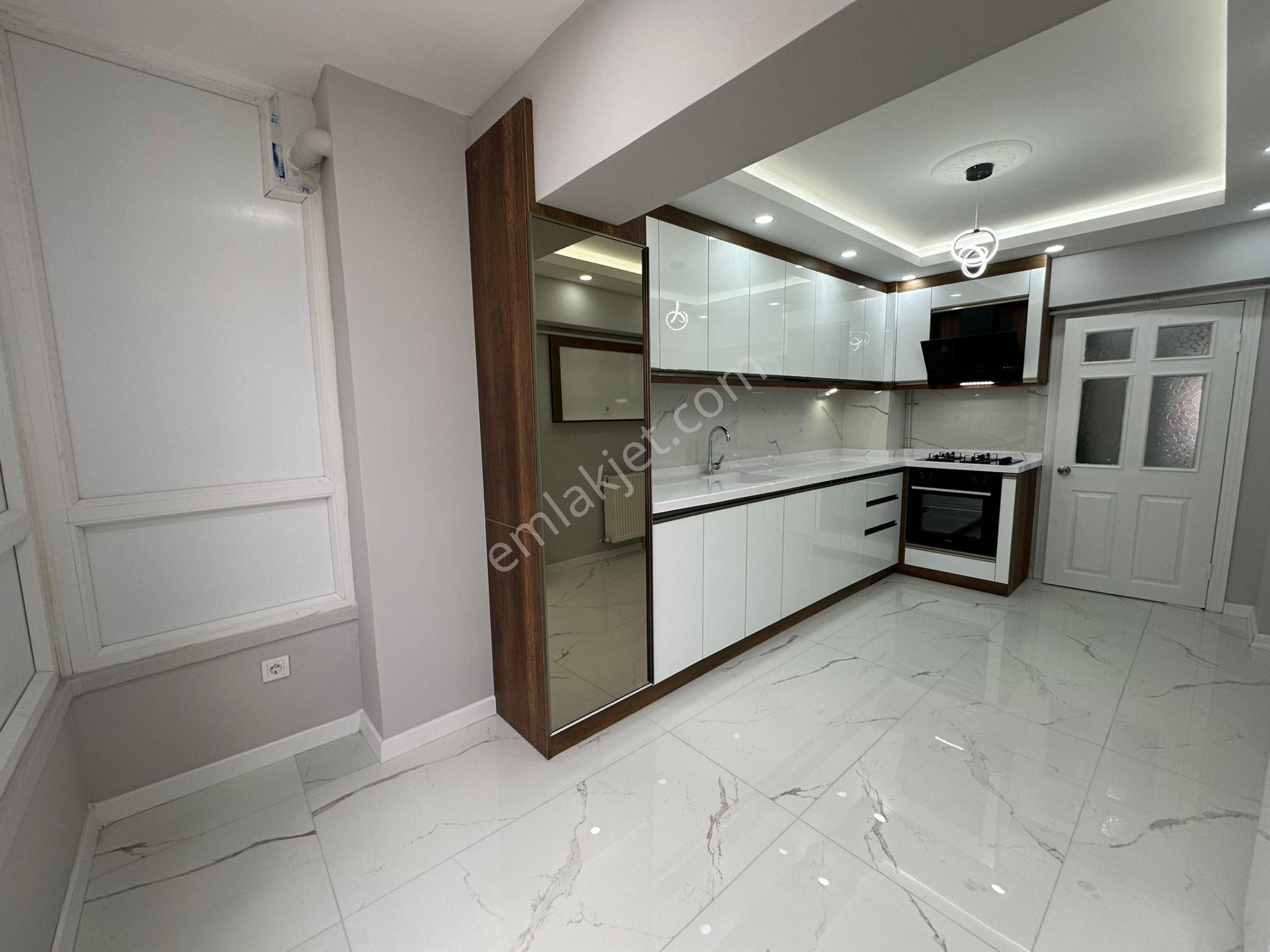 Etimesgut Elvan Mah. A Life Hastane Karşısı Ful Yapılı 120m2 3+1 - Görsel 10