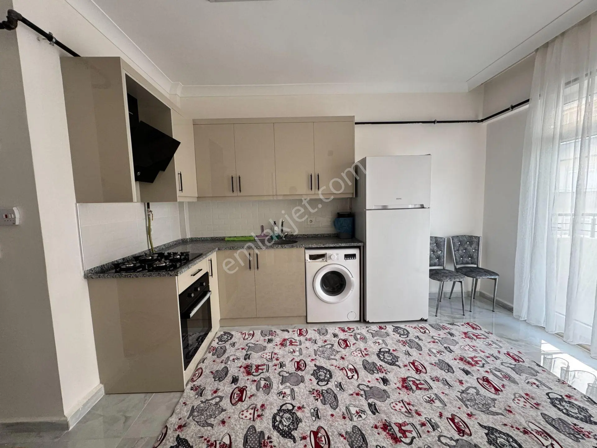 Babil Emlaktan Satılık Cadde Üzeri 1+1 Eşyalı Arakat Stüdyo Daire