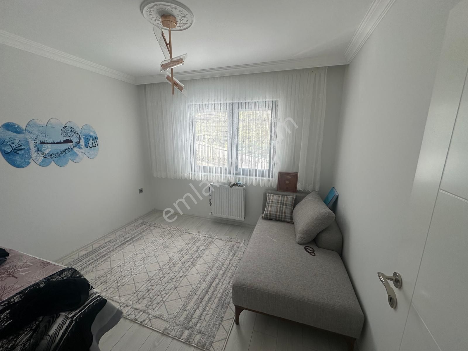 Küçükler Gayrimenkulden Karşıyaka Da Site İçinde Satılık Daire - Görsel 14