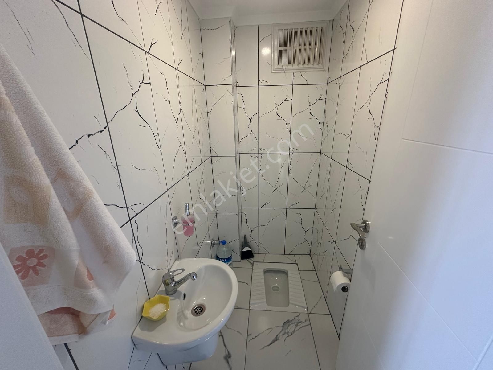 Küçükler Gayrimenkulden Karşıyaka Da Site İçinde Satılık Daire - Görsel 20