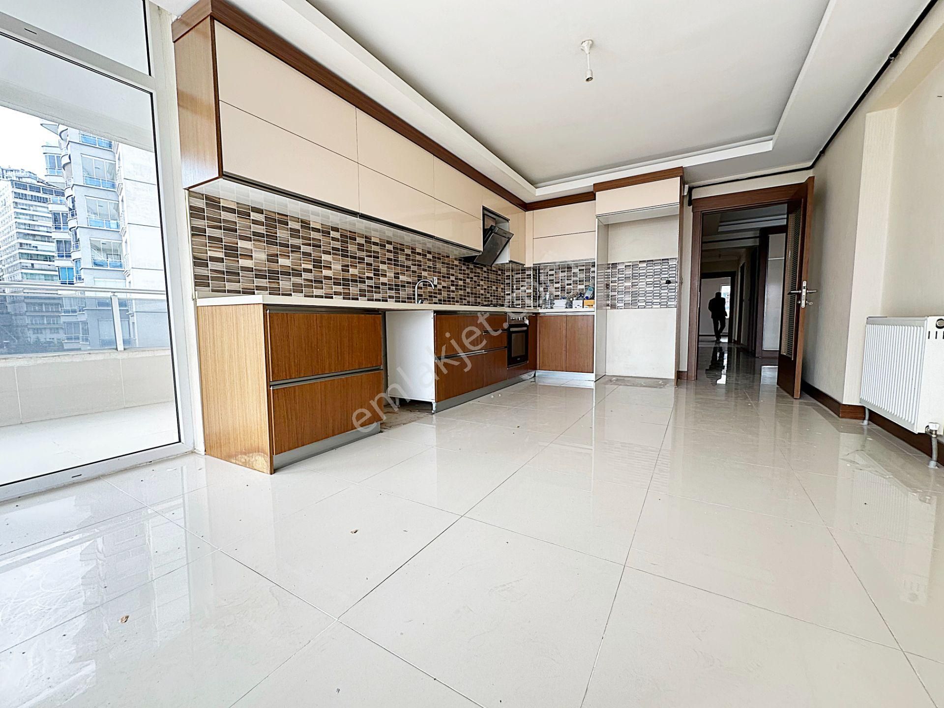 Cihandan Hastane'ye 5 Dk Mesafede Mazaralı 4+1 - Görsel 3