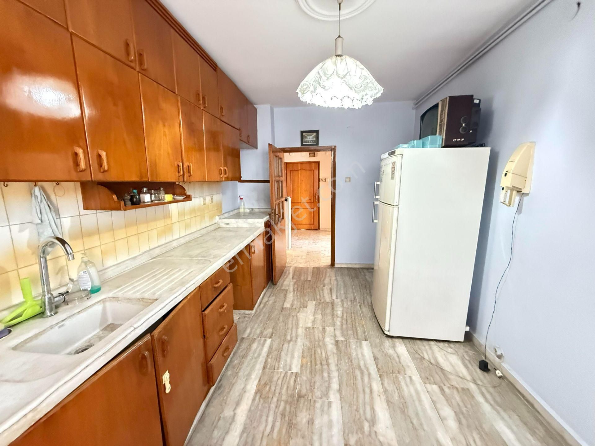Yenişehir Gazi Mah. Adnan Menderes Blv. 4+1 Denize Sıfır Kiralık, - Görsel 32