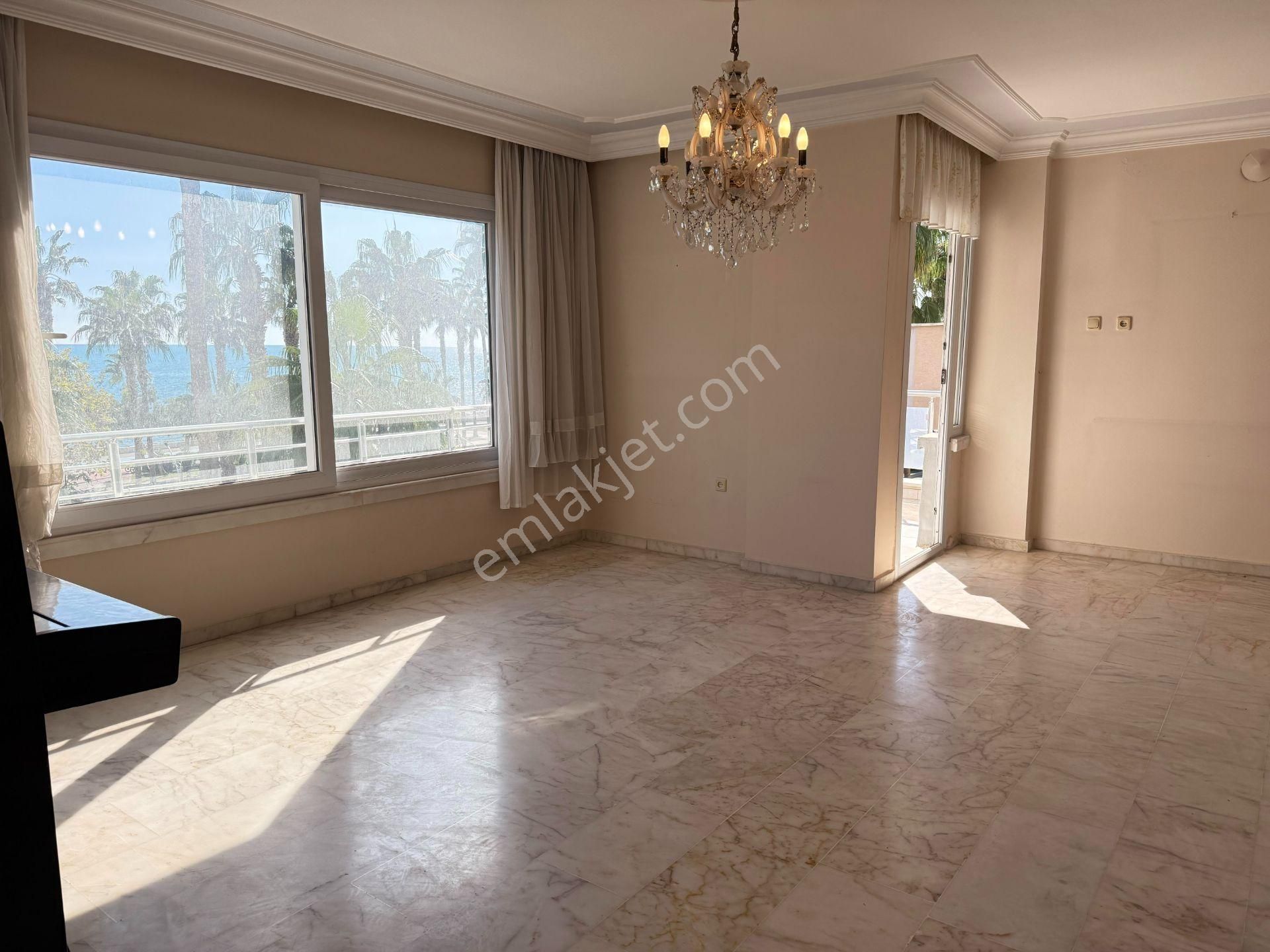Yenişehir Gazi Mah. Adnan Menderes Blv. 4+1 Denize Sıfır Kiralık, - Görsel 17