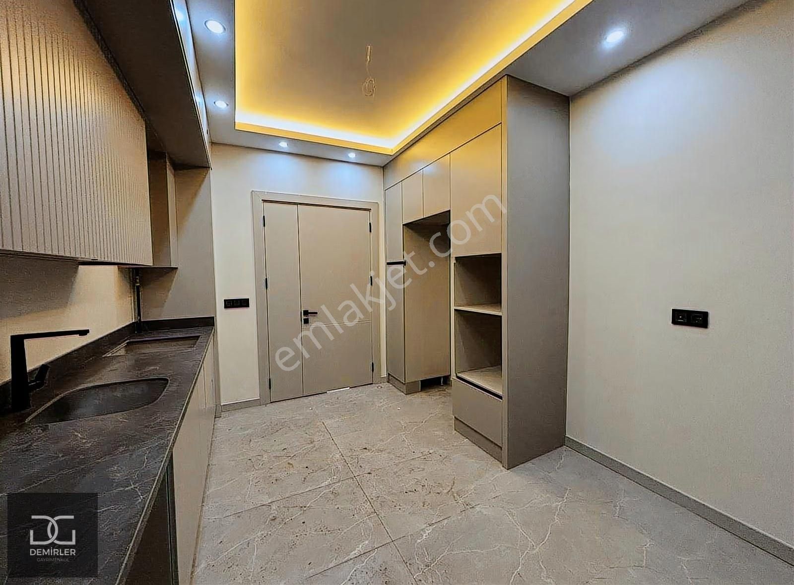 Demirler'den Yenişafakta Ultra Lüks Panjurlu Ebv Banyolu 3+1 - Görsel 30