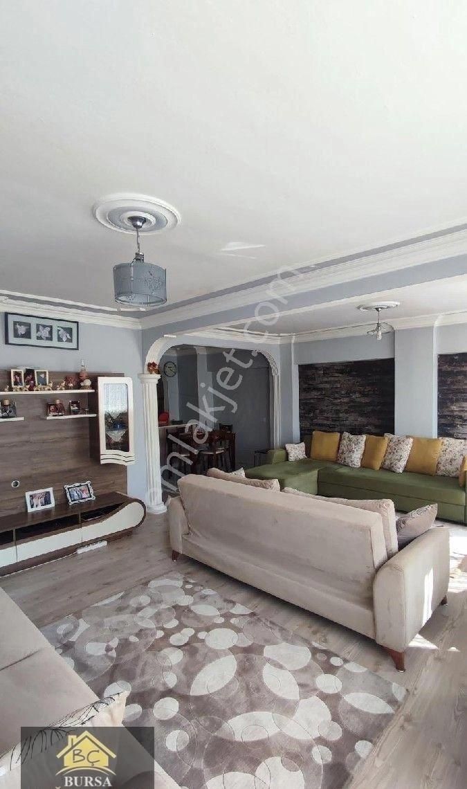 Bursa Yıldırım Yeşil Şible De 130 M2 Kombili Bakımlı Daire - Görsel 5